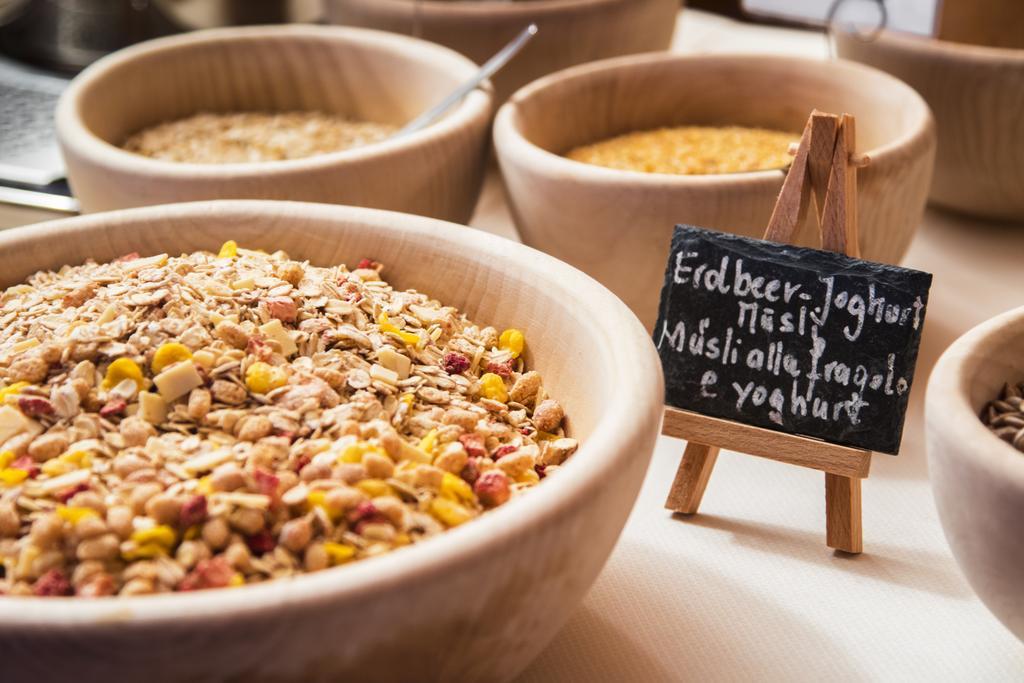 Der Waldhof Hotel Vollan Ngoại thất bức ảnh