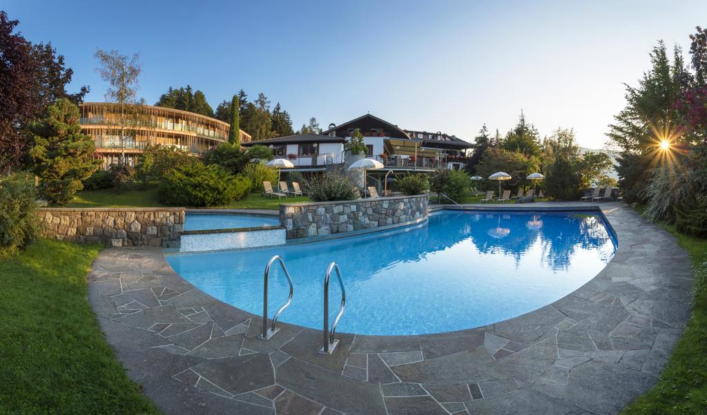 Der Waldhof Hotel Vollan Ngoại thất bức ảnh